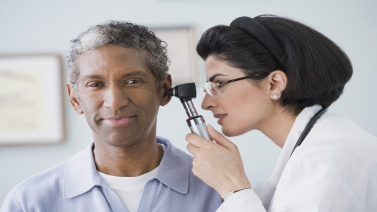 التهاب الأذن الوسطى